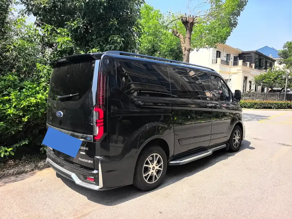 Ford Tourneo 2025 из CN, фото 9