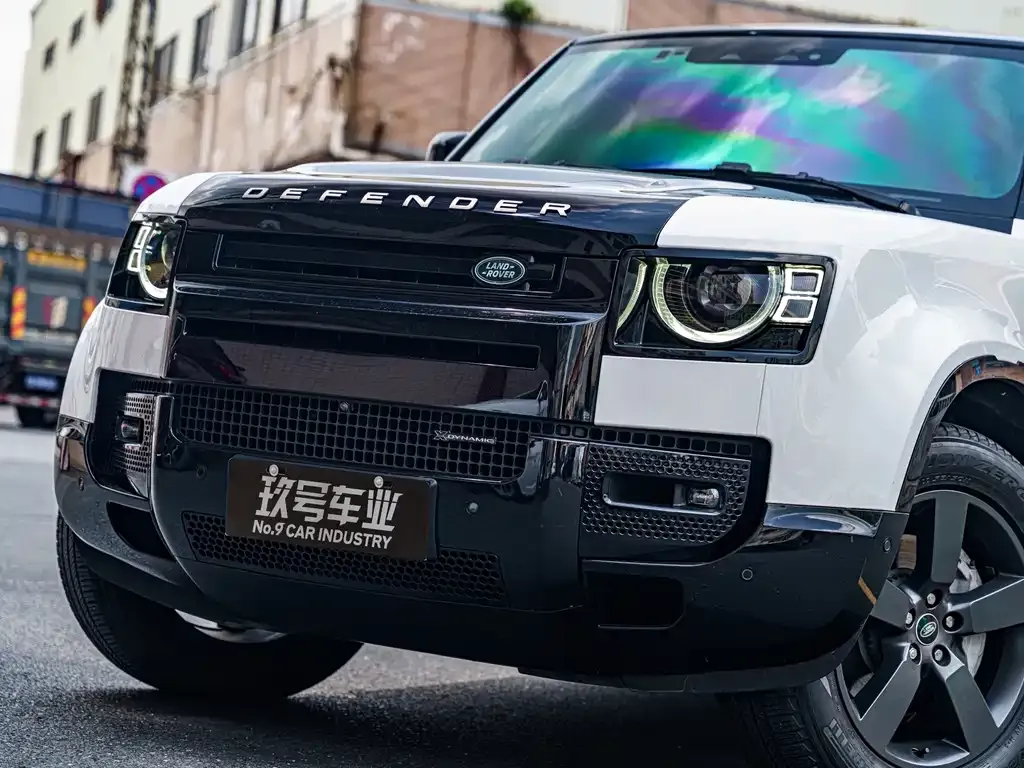 Land Rover Defender — фото 5