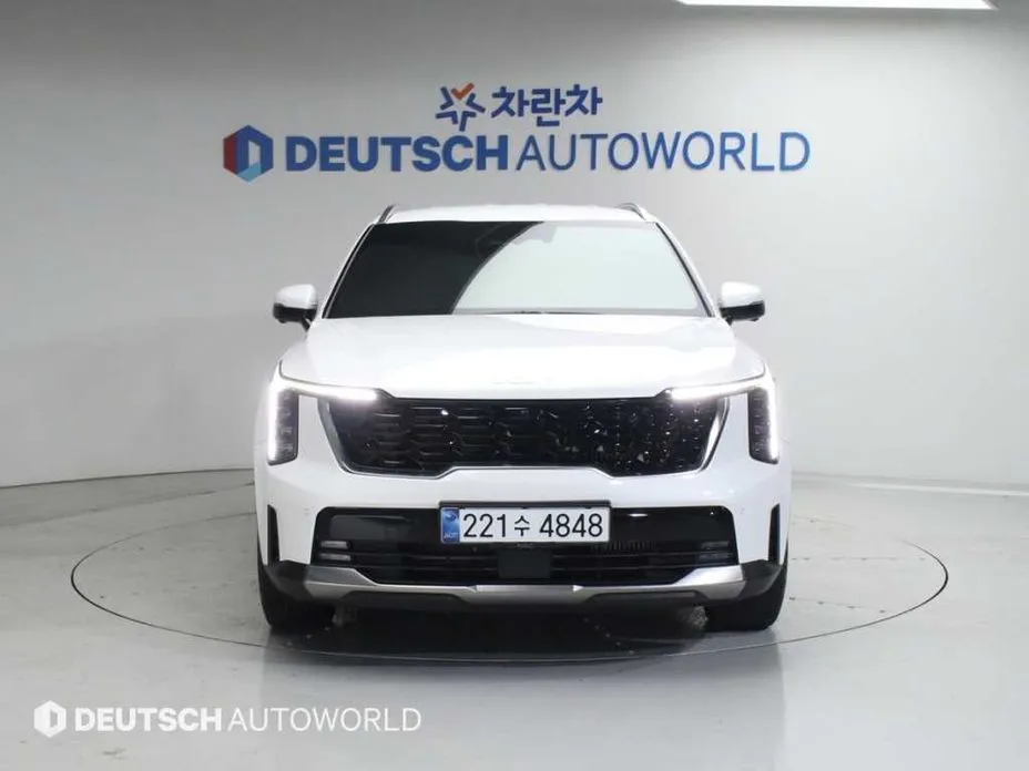 Kia Sorento — фото 7
