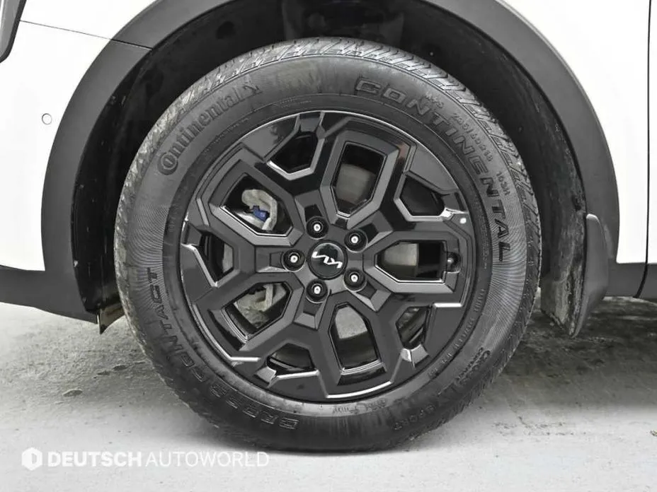 Kia Sorento — фото 8
