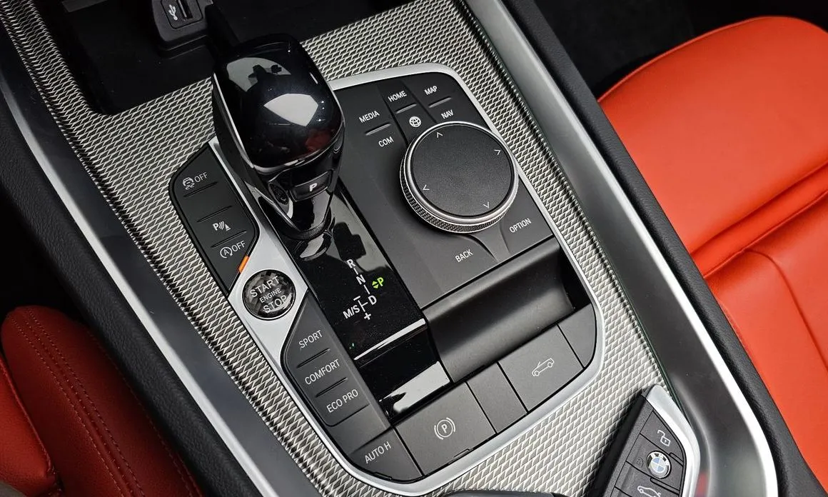 BMW Z4 2025 из KR, фото 7