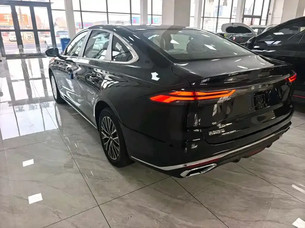 Geely Emgrand 2026 из CN, фото 2