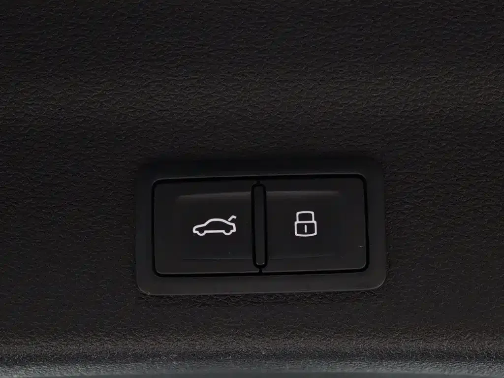 Audi A6 (Import) — фото 3