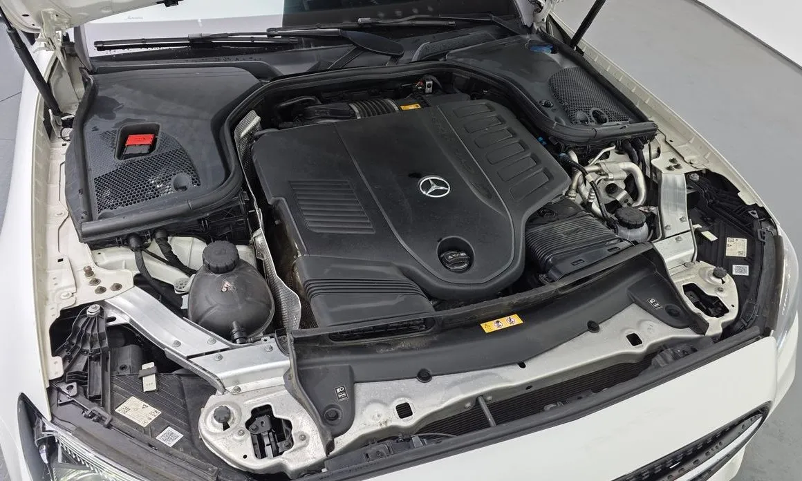 Mercedes-Benz E-Class 2021 из KR, фото 7