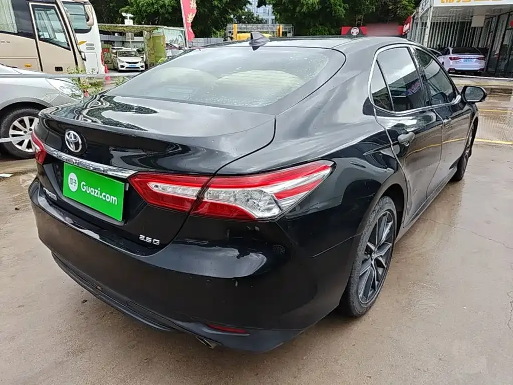 Toyota Camry 2023 из CN, фото 8