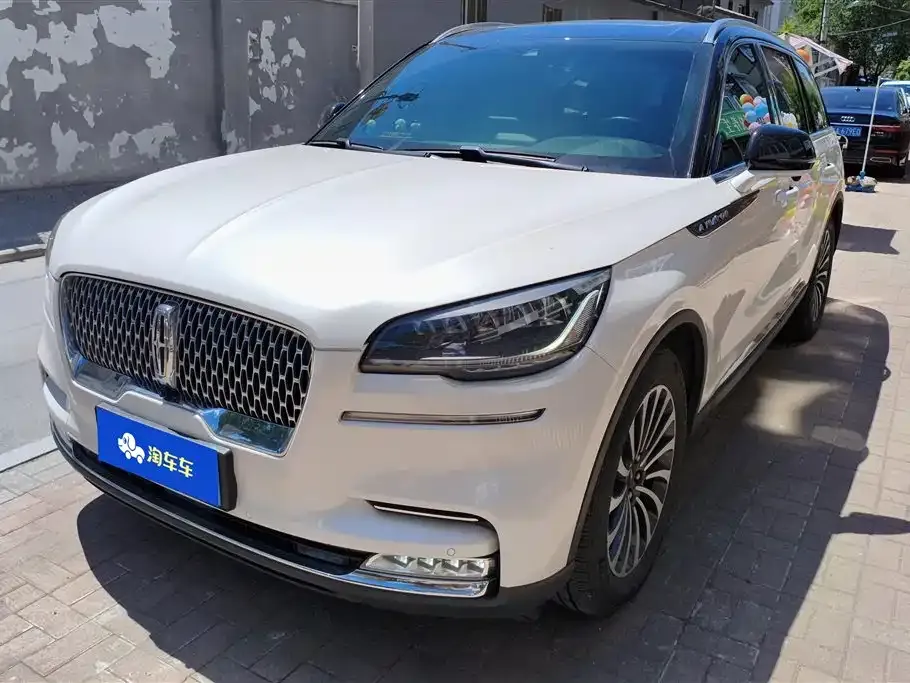 Lincoln Aviator — фото 1