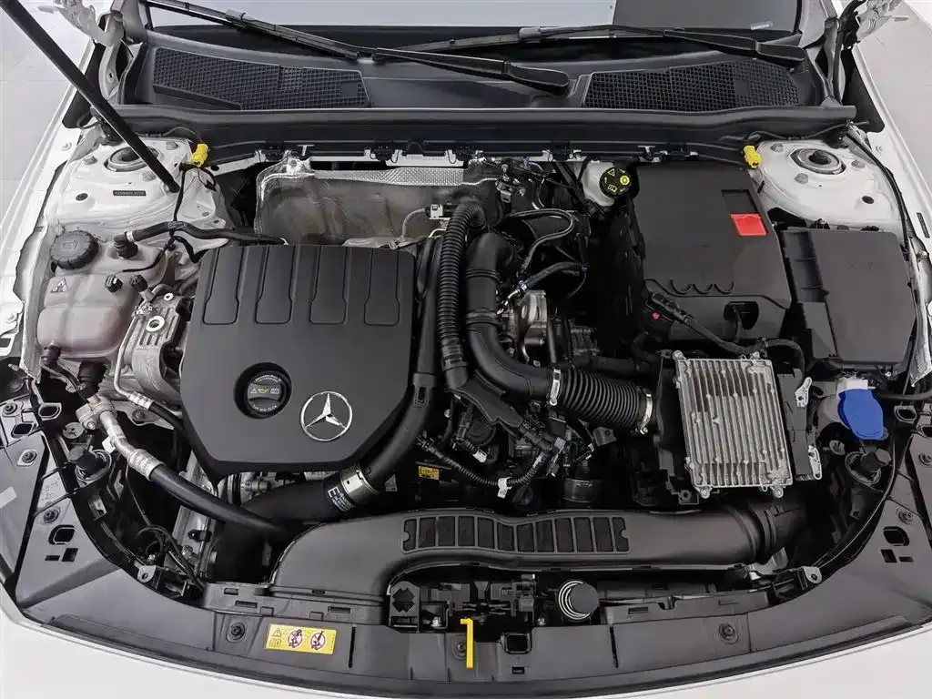 Mercedes-Benz A-Class — фото 10