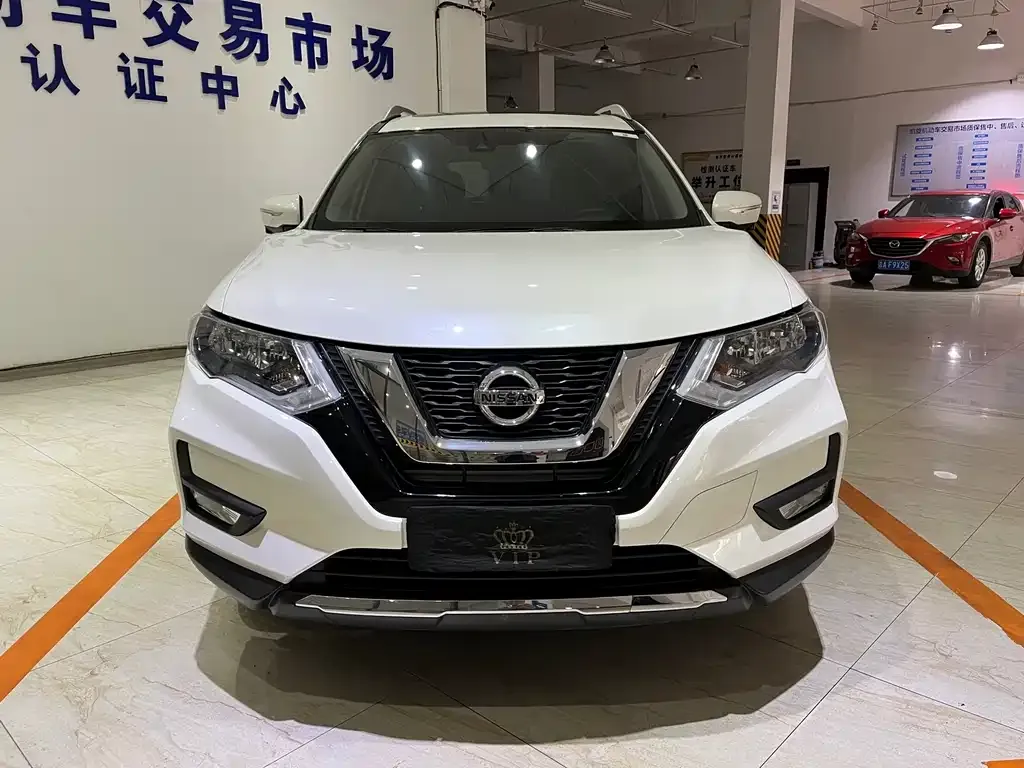 Nissan X-Trail — фото 2