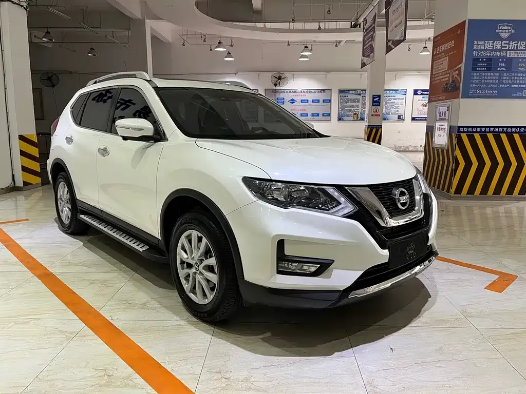 Nissan X-Trail — фото 8