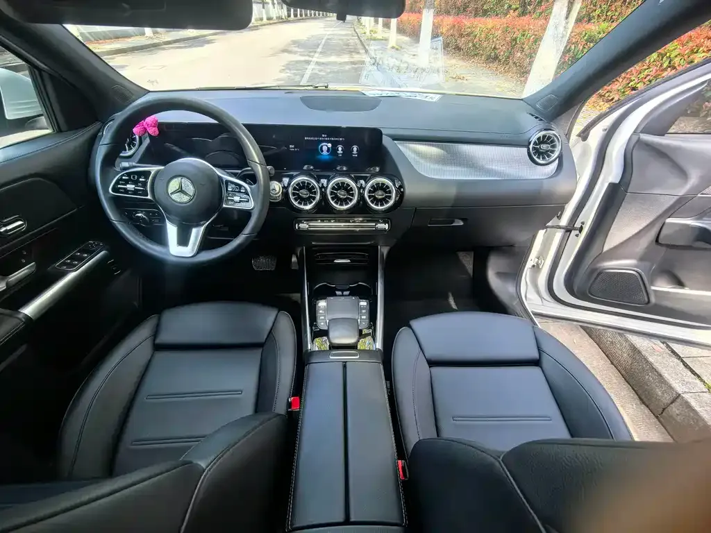 Mercedes-Benz GLA — фото 2