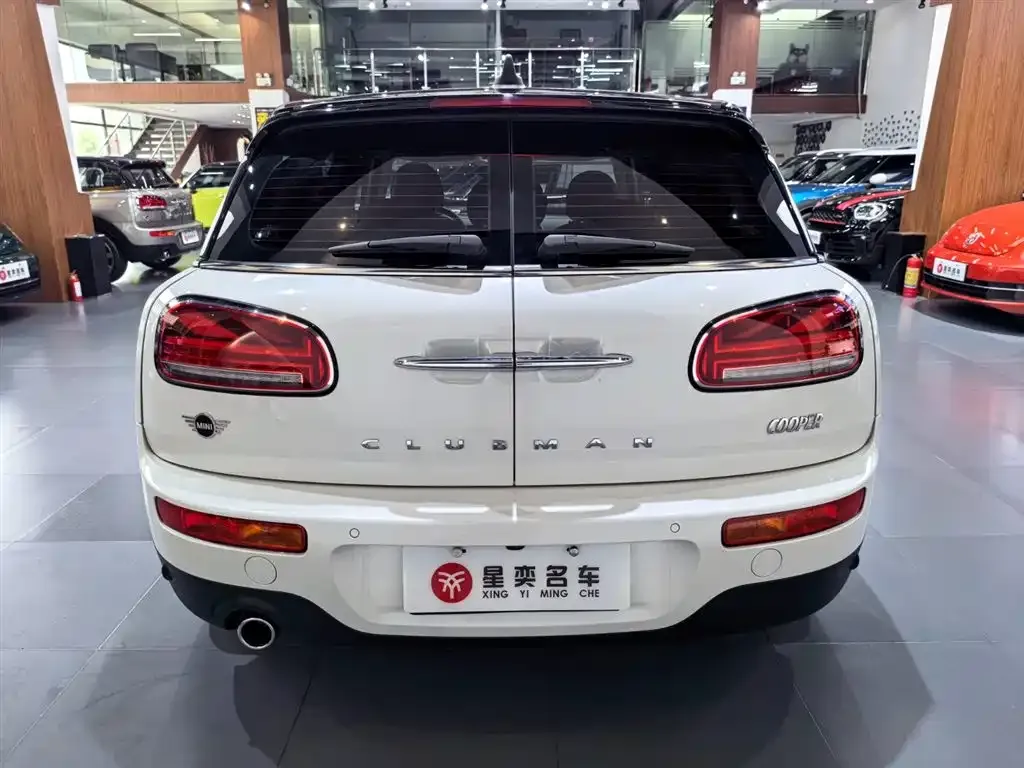 MINI Clubman — фото 10