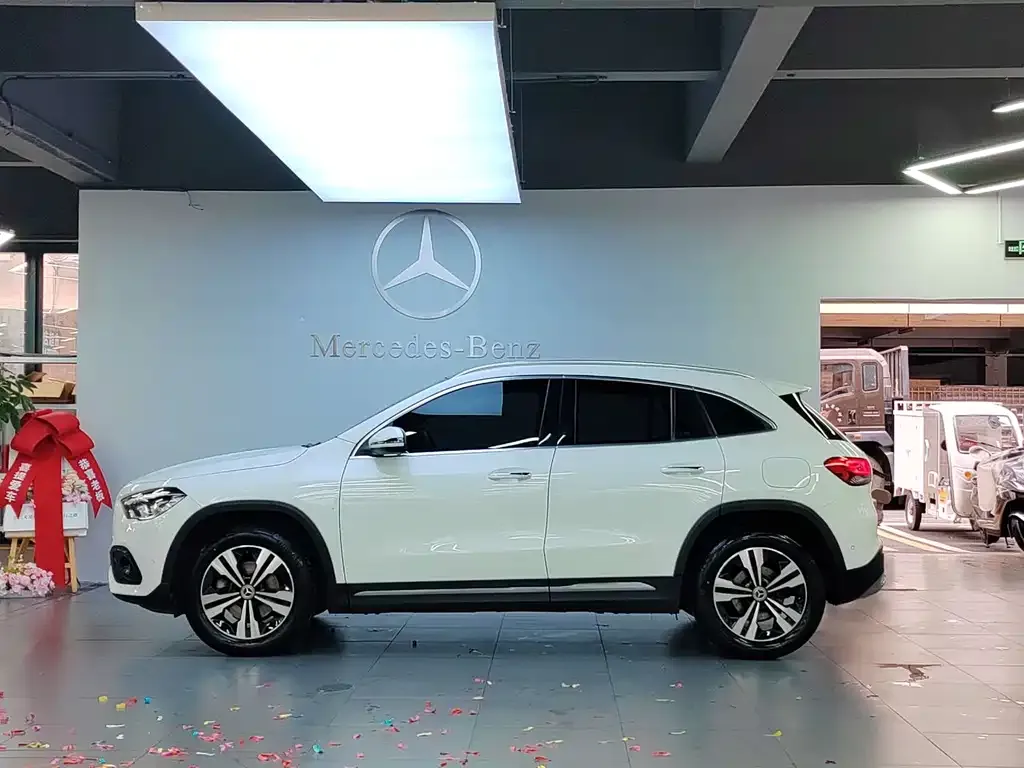 Mercedes-Benz GLA — фото 5