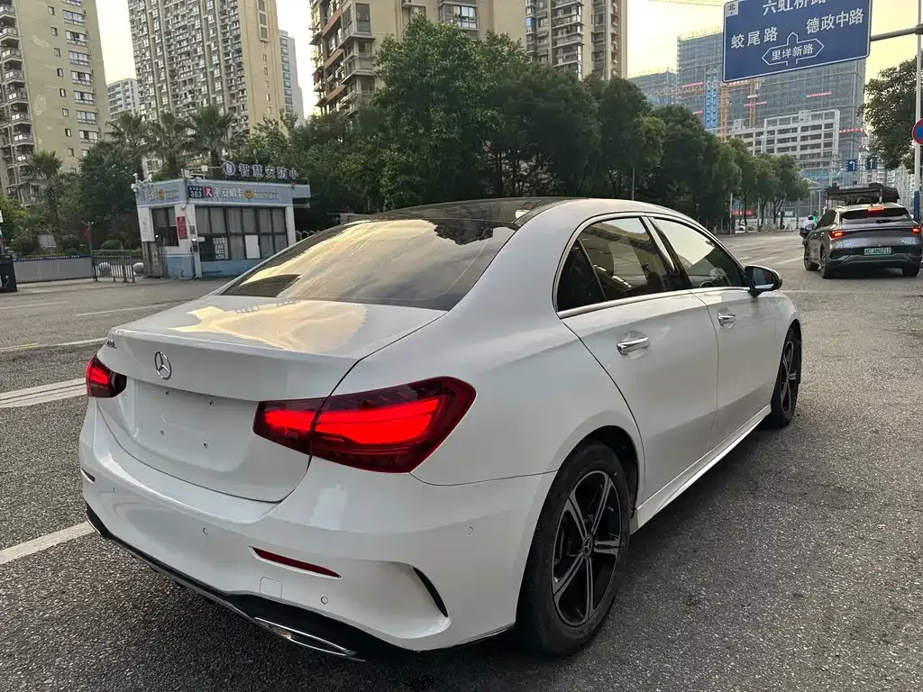 Mercedes-Benz A-Class — фото 10