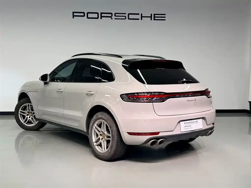Porsche Macan — фото 7