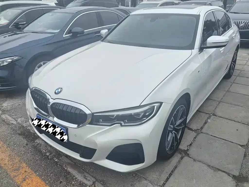 BMW 3 Series — фото 1