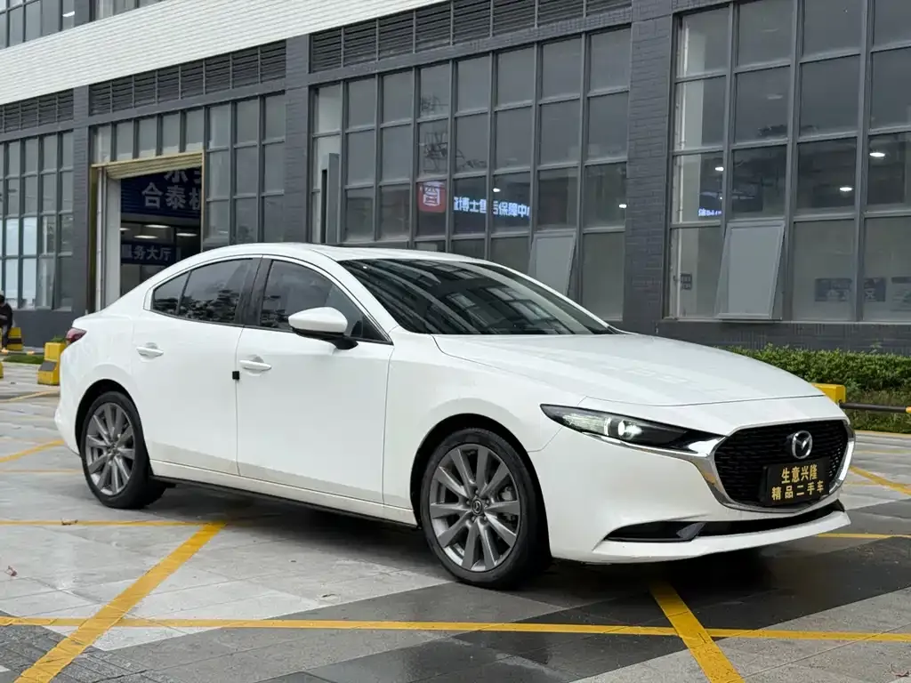 Mazda 3 Axela 2021 из CN, фото 5