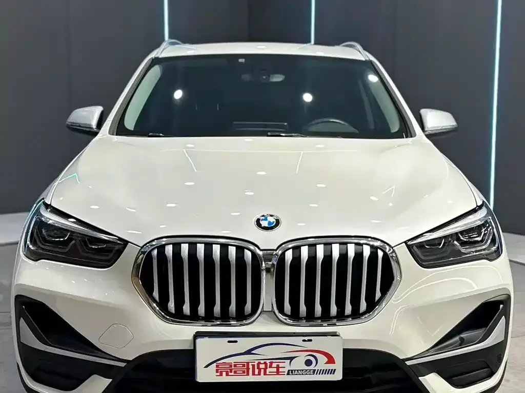 BMW X1 — фото 7