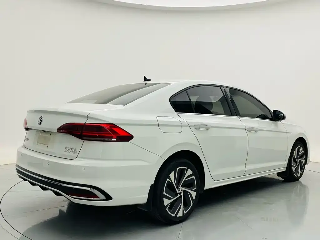Volkswagen Bora 2022 из CN, фото 9