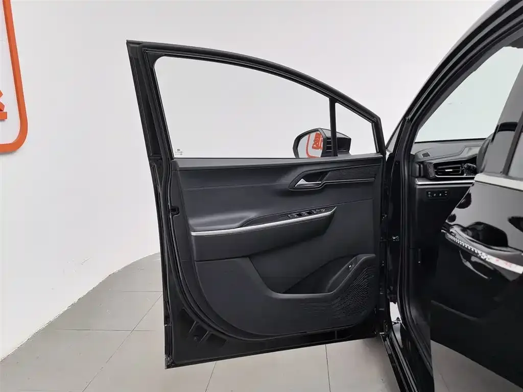 Hyundai Custo — фото 2