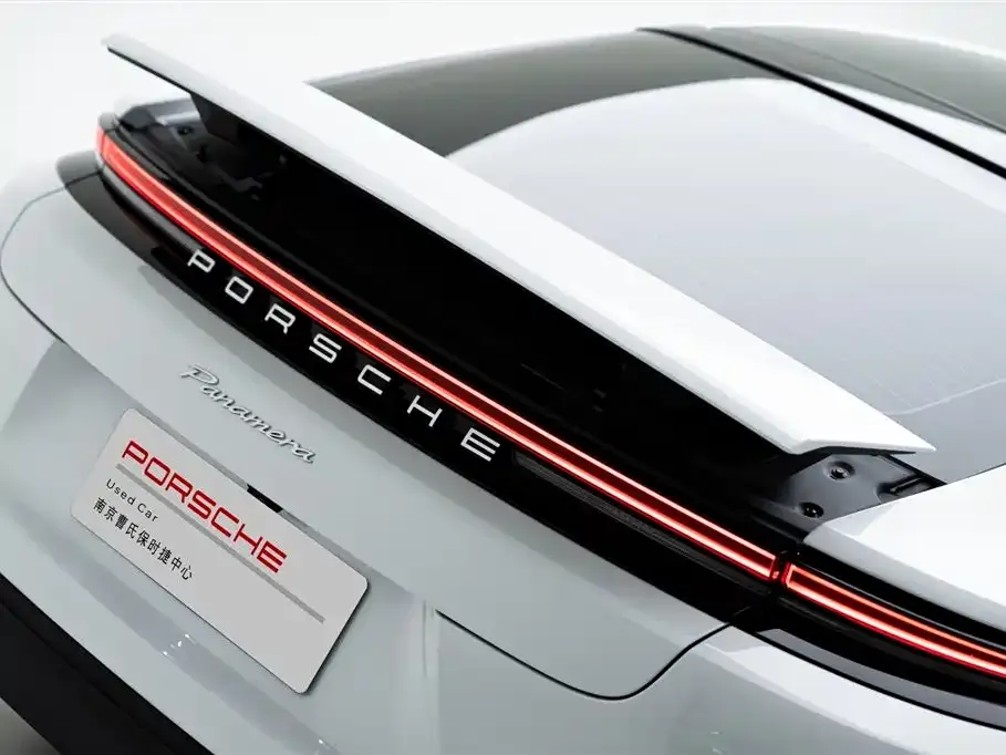 Porsche Panamera — фото 2