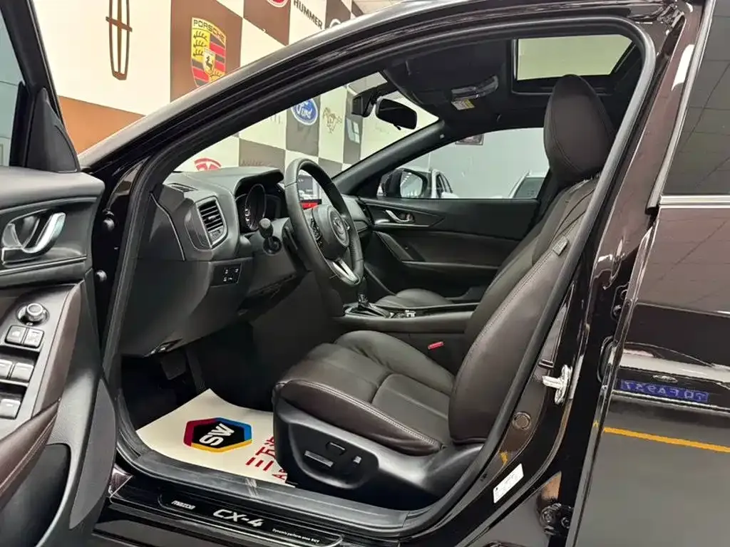 Mazda CX-4 — фото 3