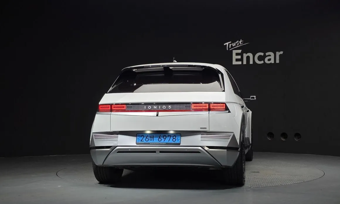 Hyundai Ioniq5 — фото 2