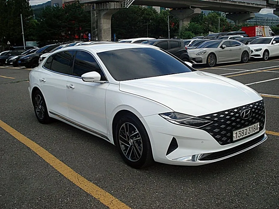 Hyundai Grandeur — фото 5