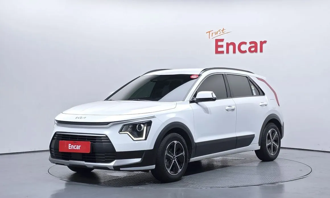 Kia Niro — фото 1
