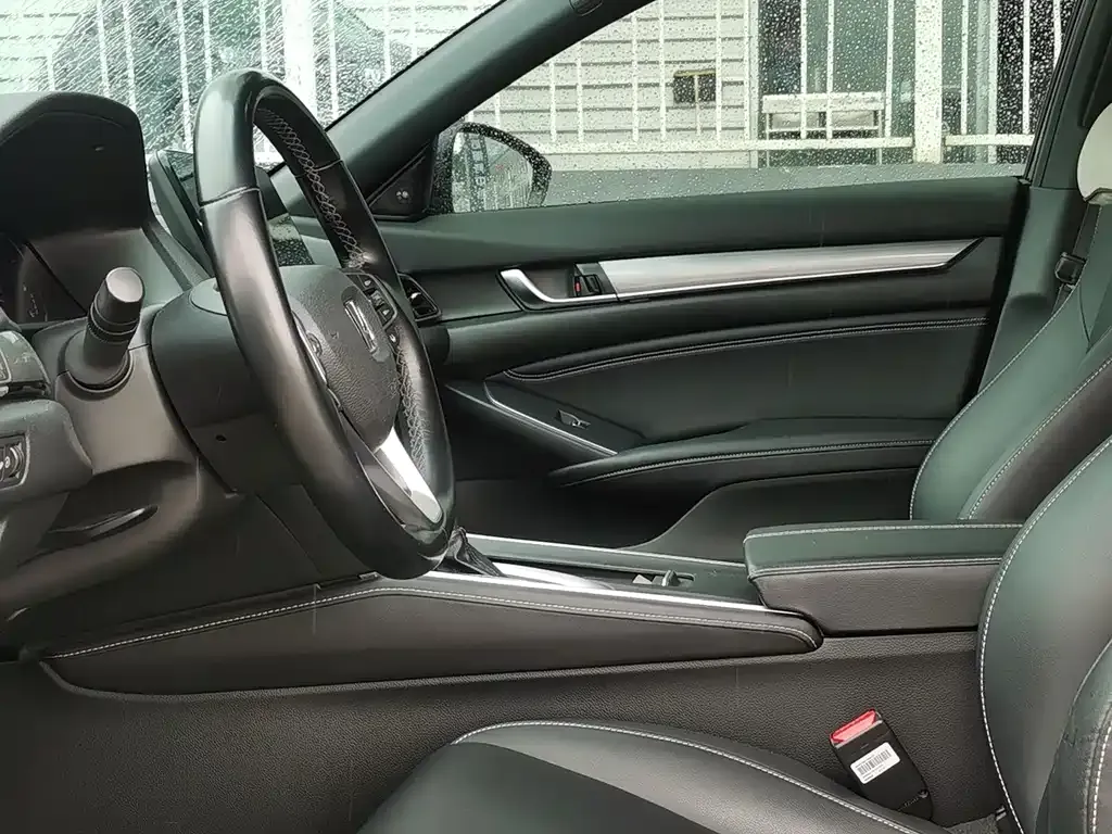 Honda Inspire — фото 10