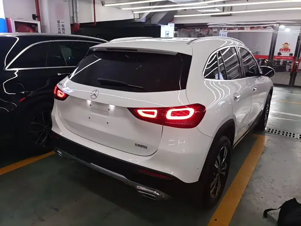 Mercedes-Benz GLA — фото 8