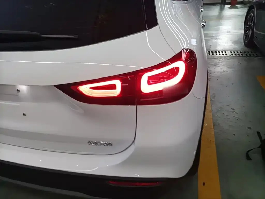 Mercedes-Benz GLA — фото 4