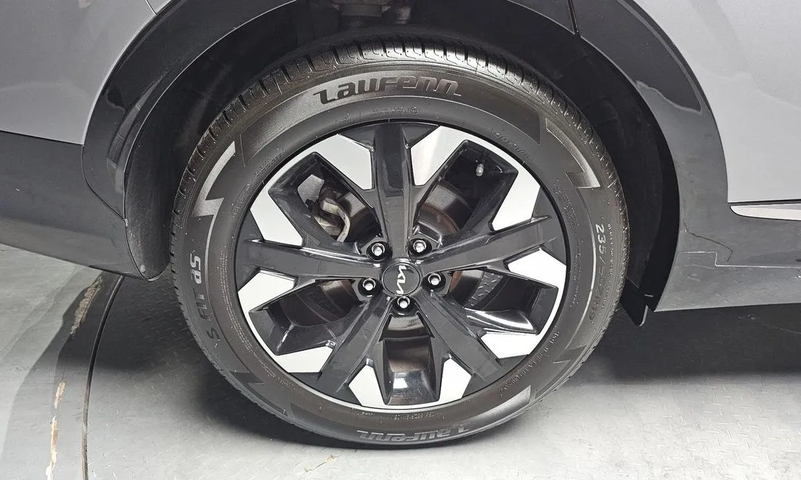 Kia Sportage — фото 10