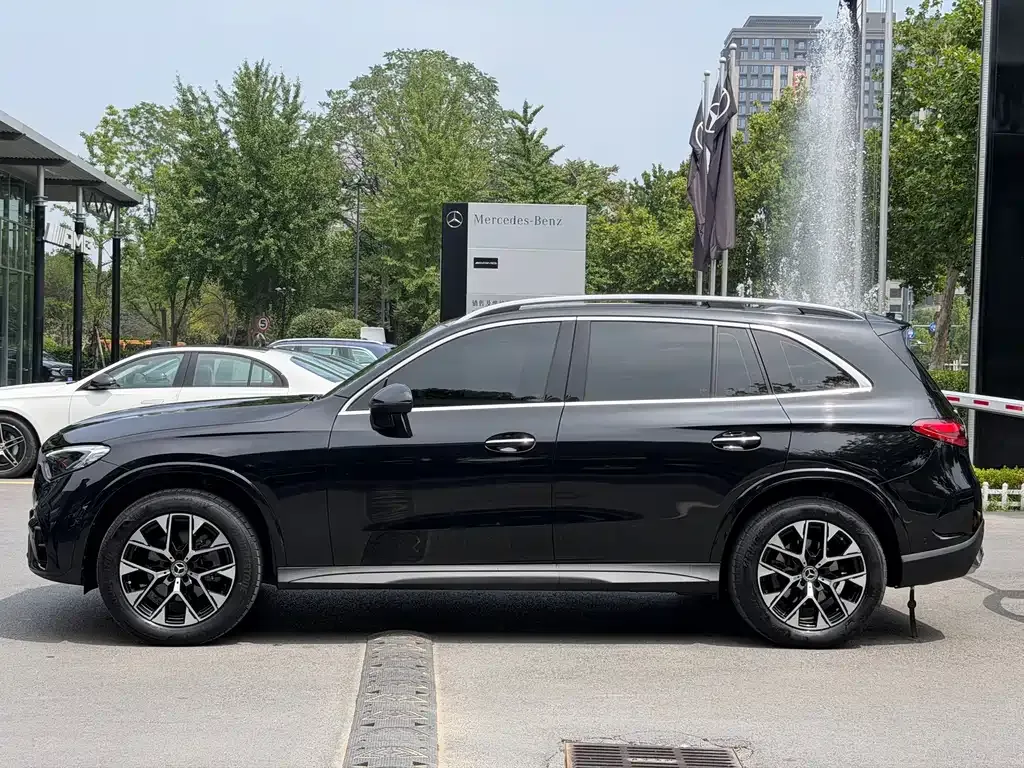 Mercedes-Benz GLC — фото 6