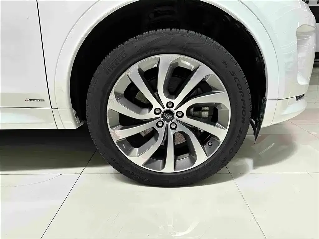 Land Rover Discovery Sport — фото 4