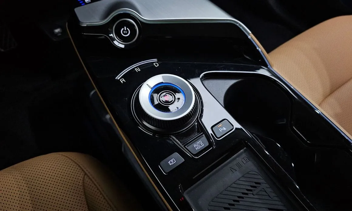 Kia EV6 — фото 6