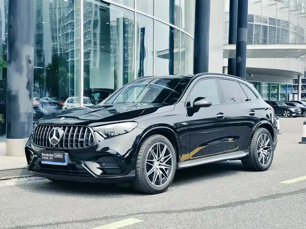 Mercedes-Benz GLC AMG — фото 1