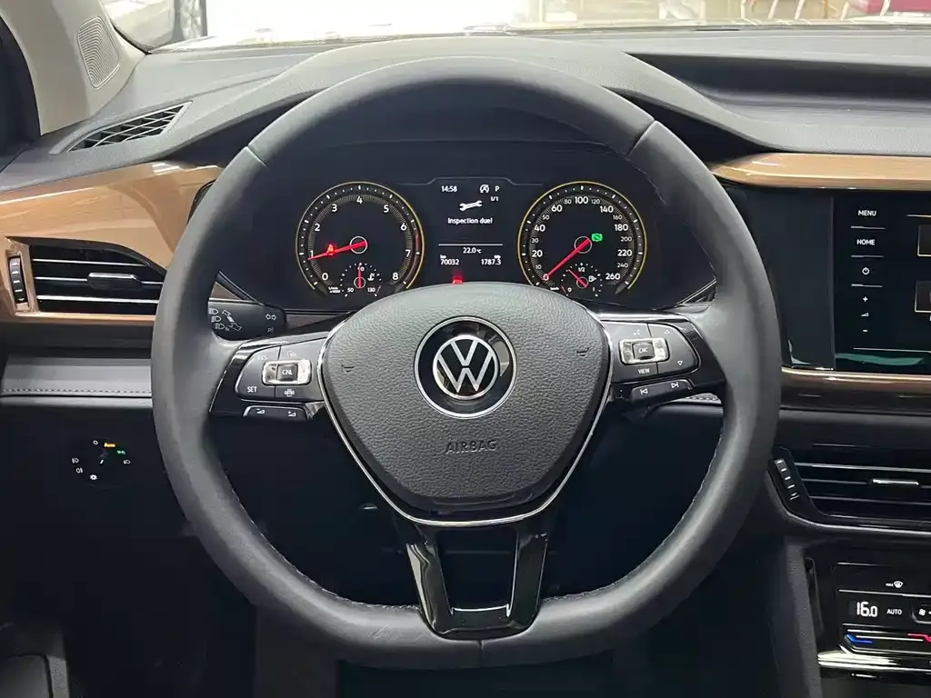 Volkswagen Tharu — фото 7