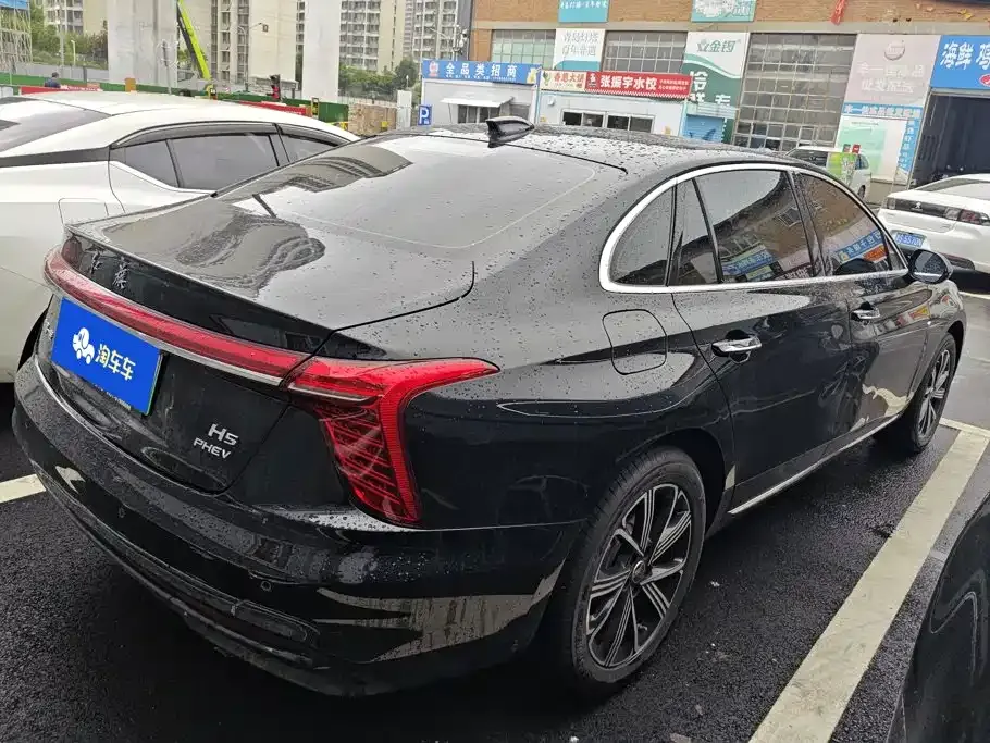Hongqi H5 PHEV — фото 2