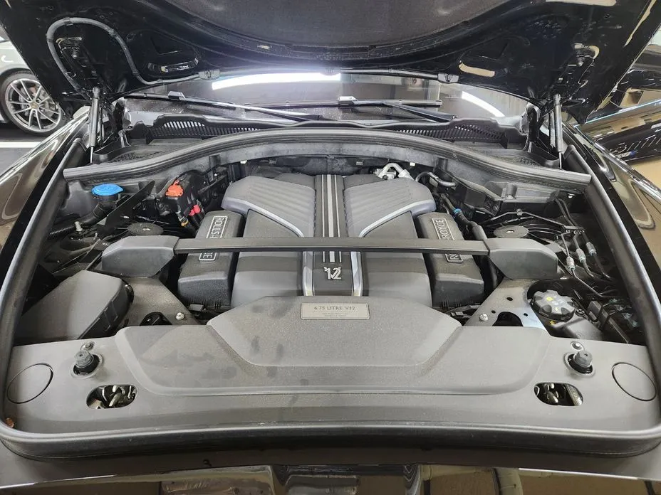 Rolls-Royce Cullinan 2023 из KR, фото 5