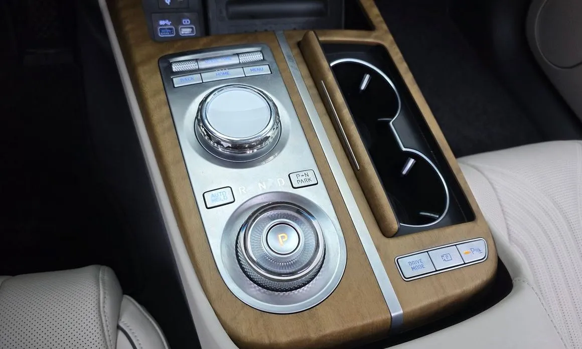 Genesis G80 — фото 10