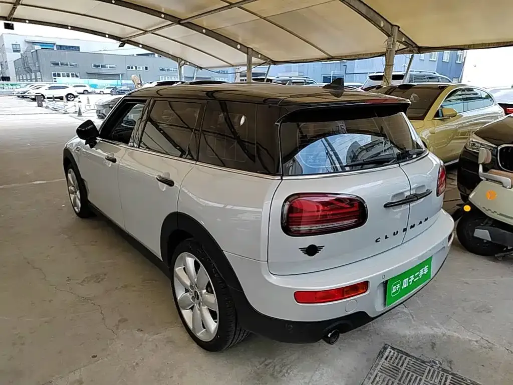 MINI Clubman — фото 8