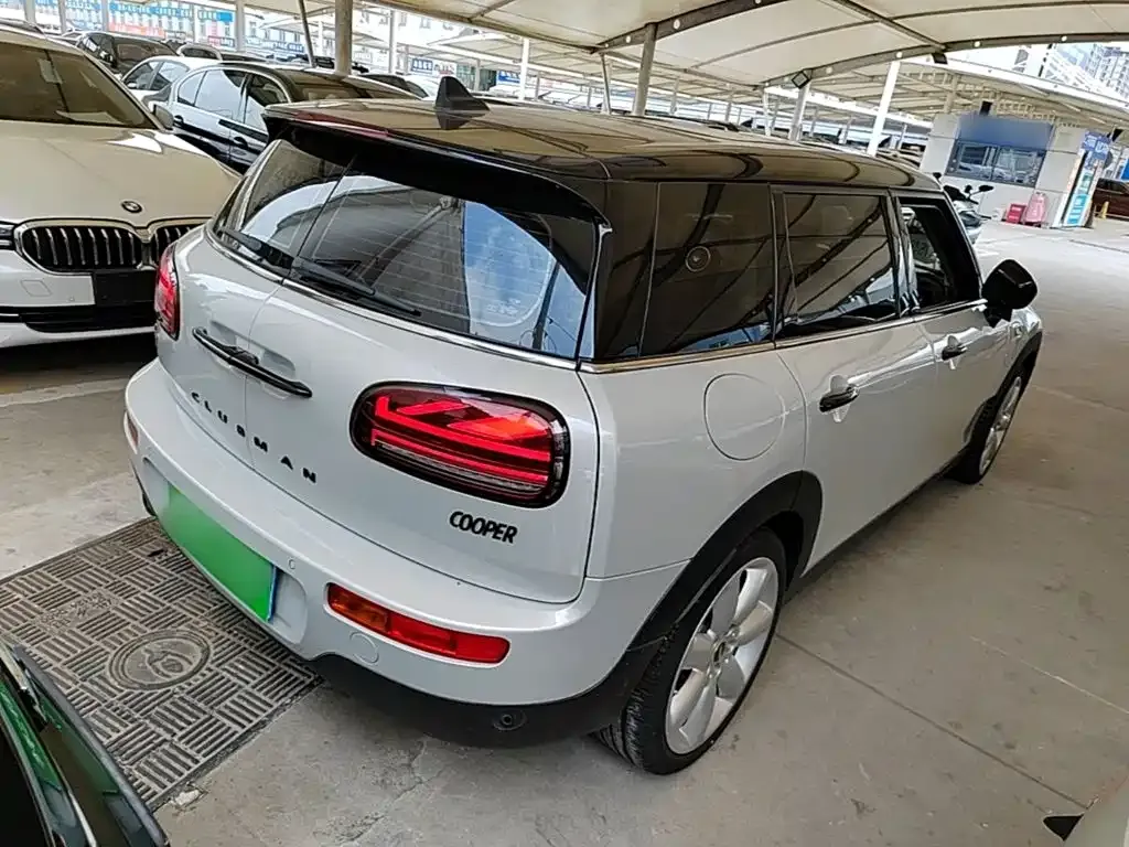 MINI Clubman — фото 7