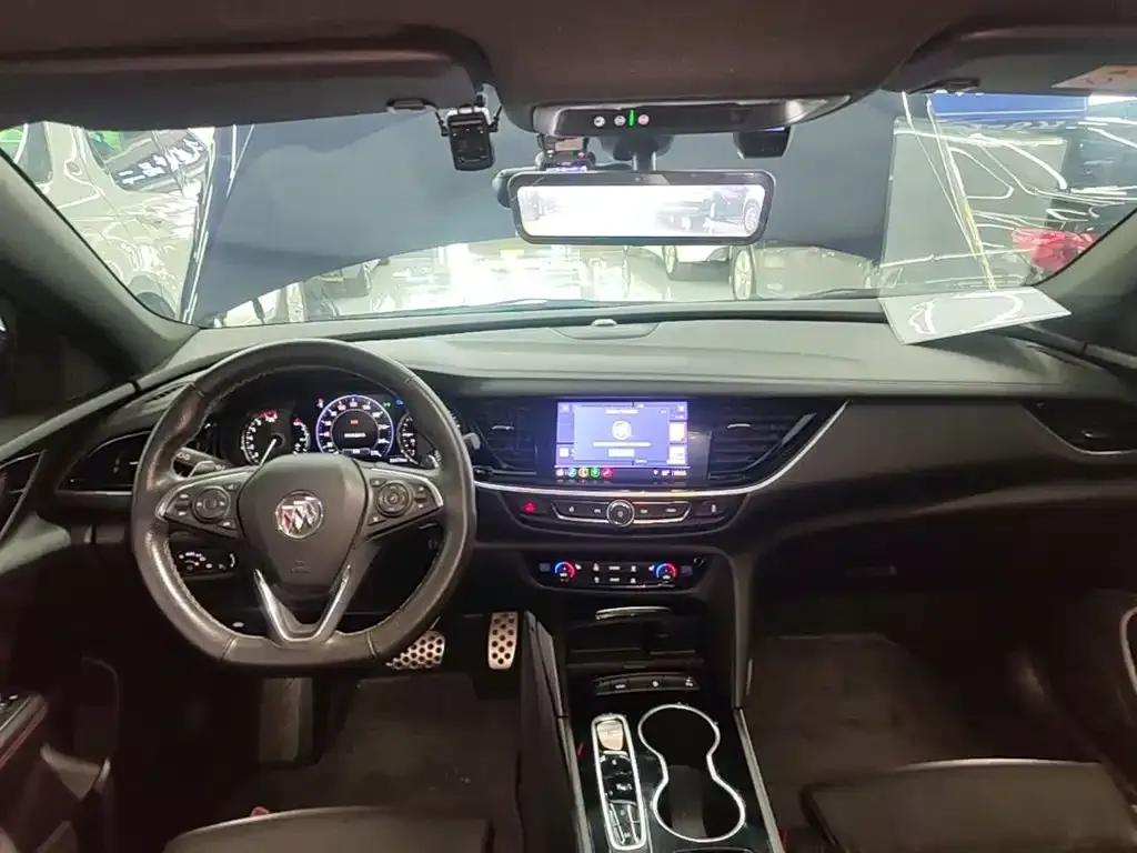 Buick Regal — фото 8