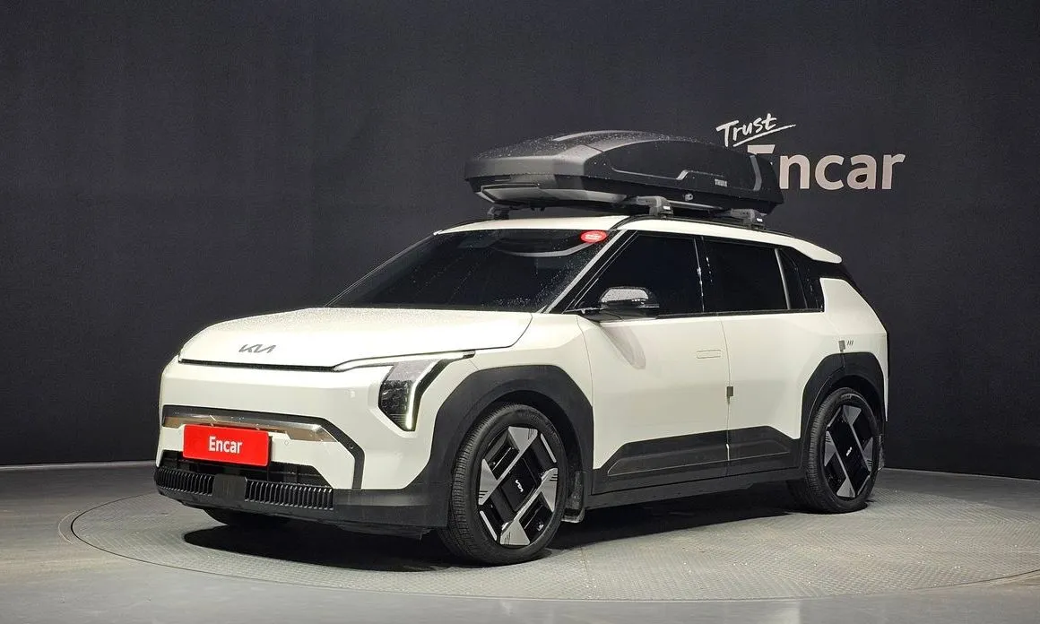 Kia EV3 — фото 1