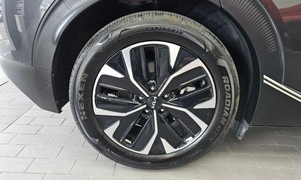 Kia EV6 — фото 6
