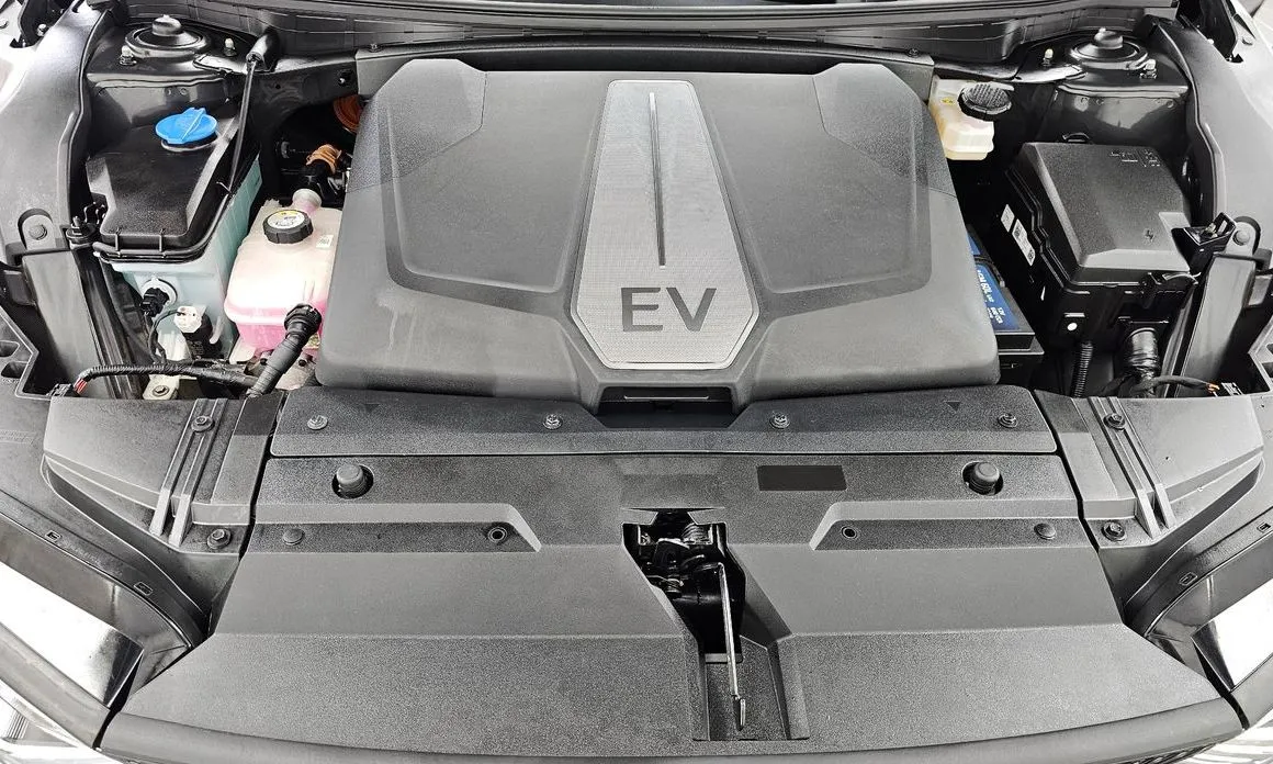 Kia EV6 — фото 9