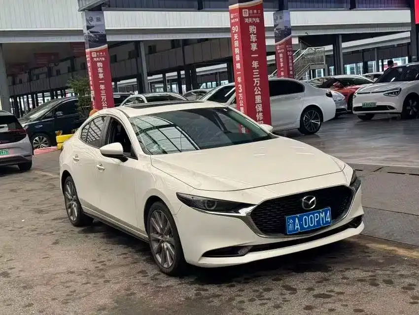 Mazda 3 Axela — фото 9