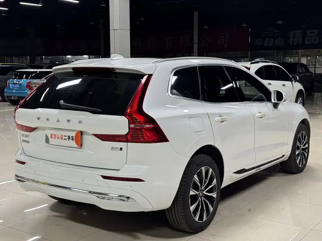 Volvo XC60 2024 из CN, фото 5