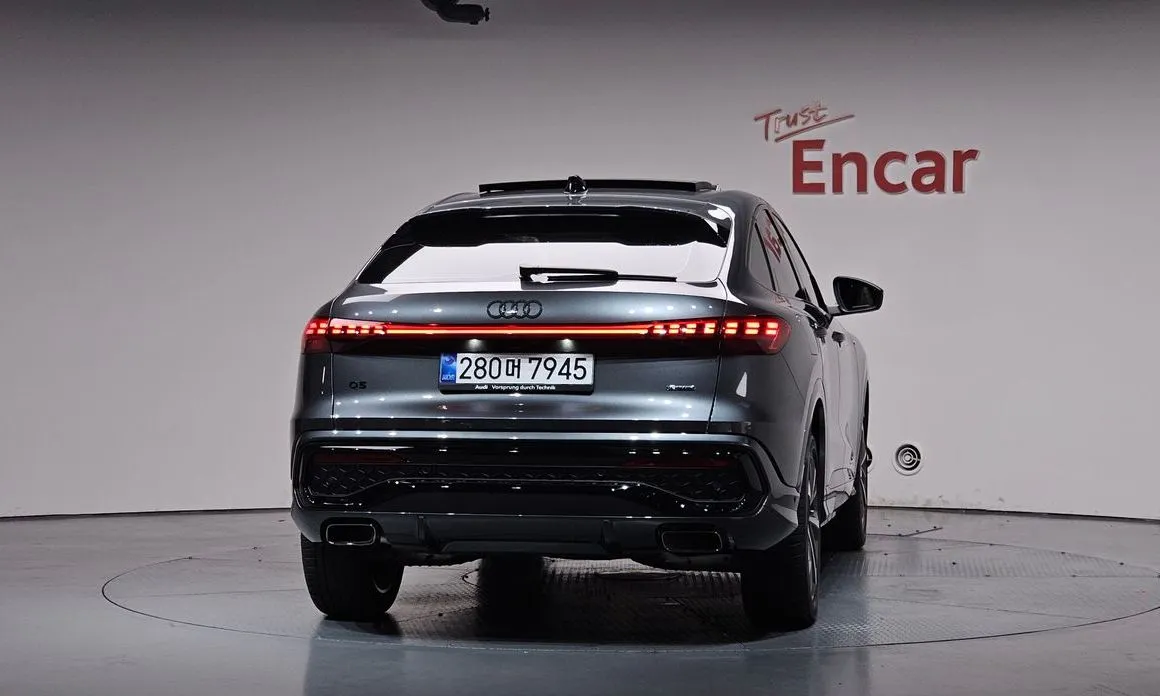 Audi Q5 2025 из KR, фото 2