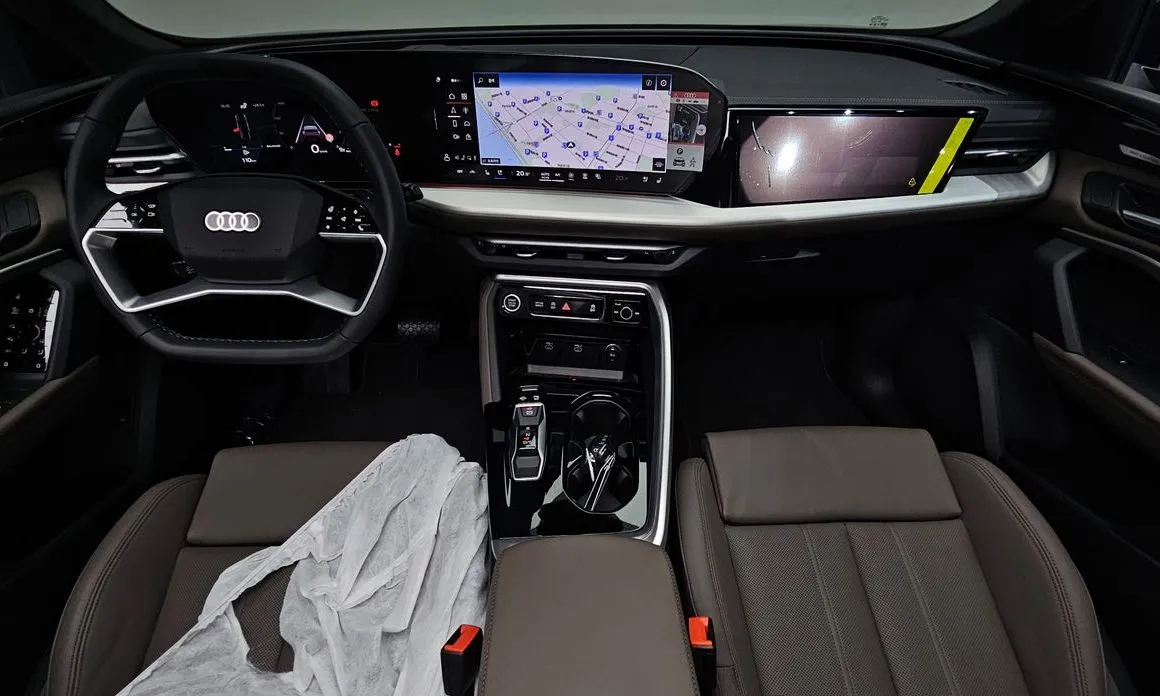 Audi Q5 2025 из KR, фото 6